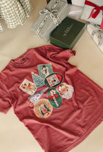 Load image into Gallery viewer, 90's Vintage Christmas Graphic