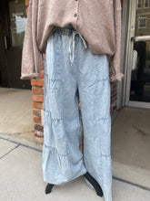 Load image into Gallery viewer, The Andrea Wide Leg Pant