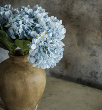 Load image into Gallery viewer, Light Blue Hydrangea Stem