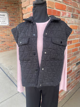 Load image into Gallery viewer, Black Quilted Vest