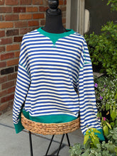 Load image into Gallery viewer, Oversized Comfy Stripe Crewneck