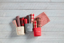 Load image into Gallery viewer, Christmas Towel Bucket Set