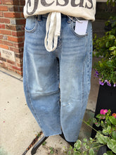 Load image into Gallery viewer, Genevieve Drawstring Slouchy Jean