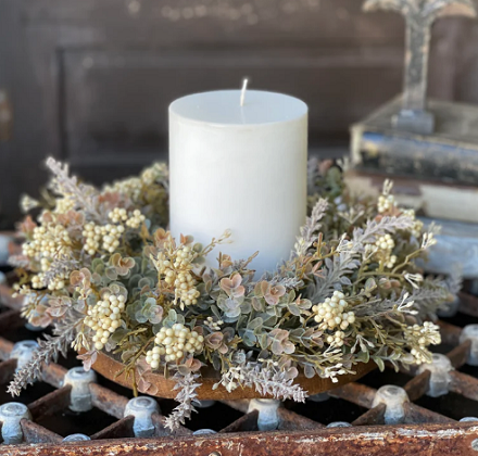 Darby Berry Candle Ring