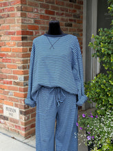 Load image into Gallery viewer, Running Errand Set Long Sleeve
