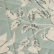 Load image into Gallery viewer, Scalloped Reversible Blue Placemat