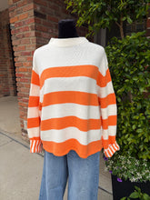 Load image into Gallery viewer, The Breten Sweater