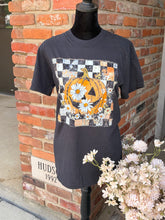 Load image into Gallery viewer, Checkered Daisy Pumpkin Graphic Tee