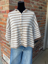 Load image into Gallery viewer, Light Mocha Stripe Top