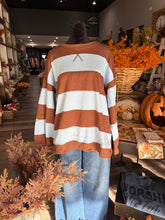 Load image into Gallery viewer, Oversized Wide Stripe Crew
