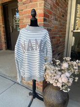 Load image into Gallery viewer, Oversized Mama Mockneck