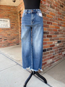 Sailor Mid Rise Crop Jean