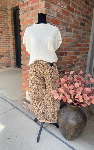 Leopard Barrel Jeans