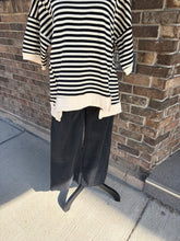 Load image into Gallery viewer, Classic Casual Everyday Stripe Top