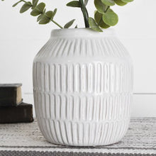 Load image into Gallery viewer, The Mia Chunky Vase