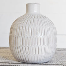 Load image into Gallery viewer, The Mia Skinny Vase