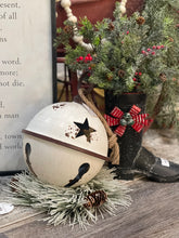 Load image into Gallery viewer, Open Sleigh Bell