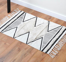 Load image into Gallery viewer, The Waco Rug
