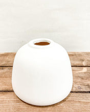 Load image into Gallery viewer, Matte White Bud Vases