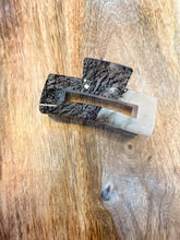 Load image into Gallery viewer, The Hayley Claw Clip
